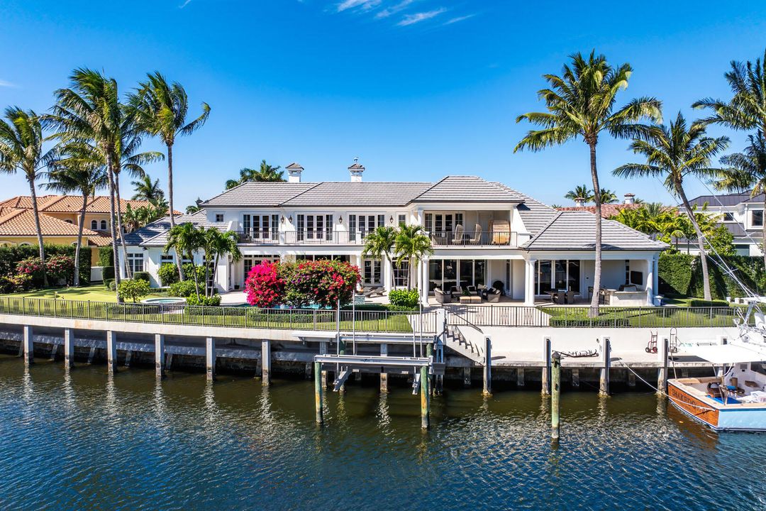 Activo con contrato: $17,500,000 (6 camas, 7 baños, 8870 Pies cuadrados)