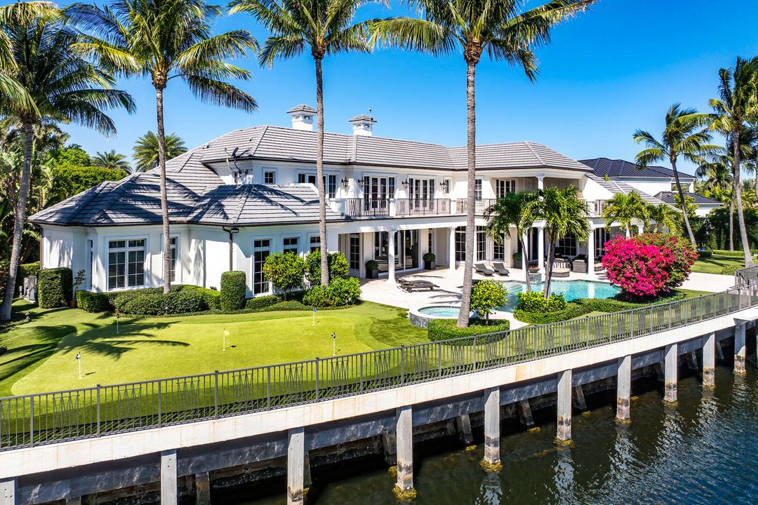 Activo con contrato: $17,500,000 (6 camas, 7 baños, 8870 Pies cuadrados)