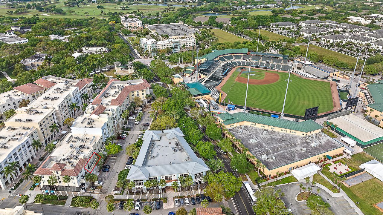 Active With Contract: $375,000 (2 beds, 2 baths, 1131 Square Feet)