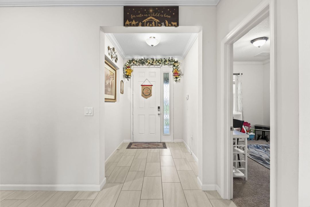 For Sale: $460,000 (4 beds, 2 baths, 2077 Square Feet)