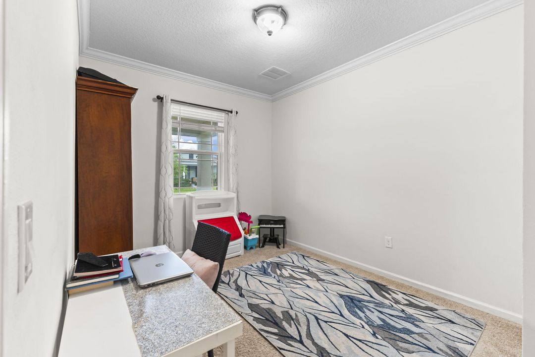 For Sale: $460,000 (4 beds, 2 baths, 2077 Square Feet)