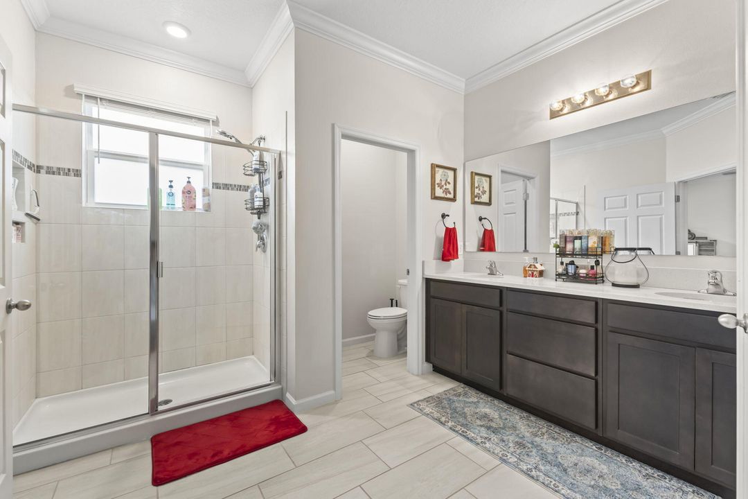 For Sale: $460,000 (4 beds, 2 baths, 2077 Square Feet)