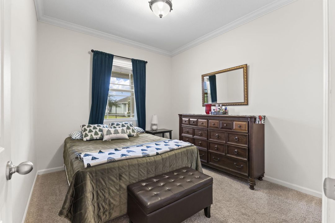 For Sale: $460,000 (4 beds, 2 baths, 2077 Square Feet)