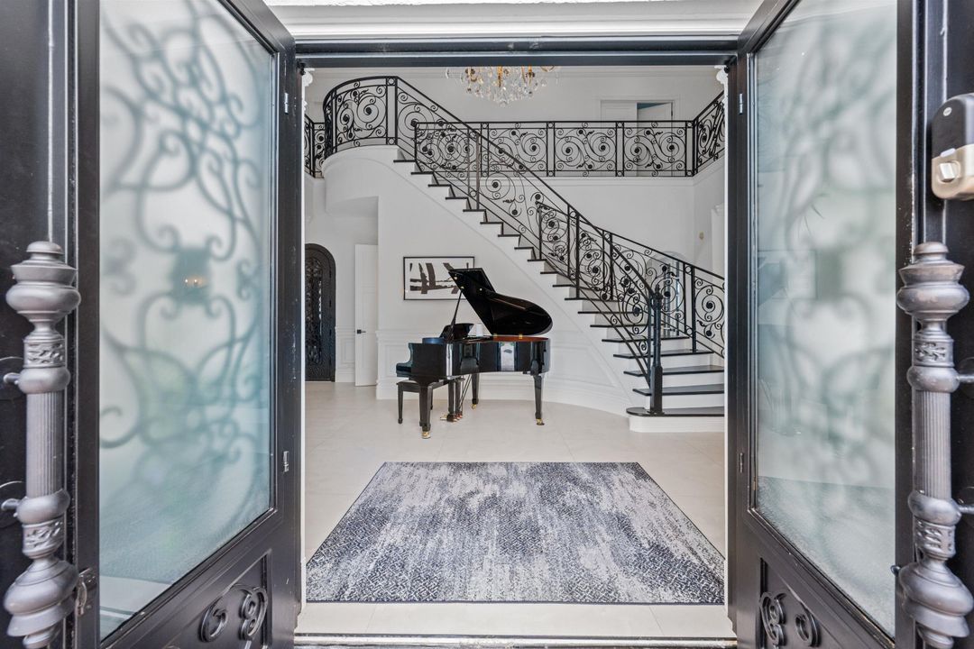 En Venta: $4,999,000 (6 camas, 6 baños, 5127 Pies cuadrados)