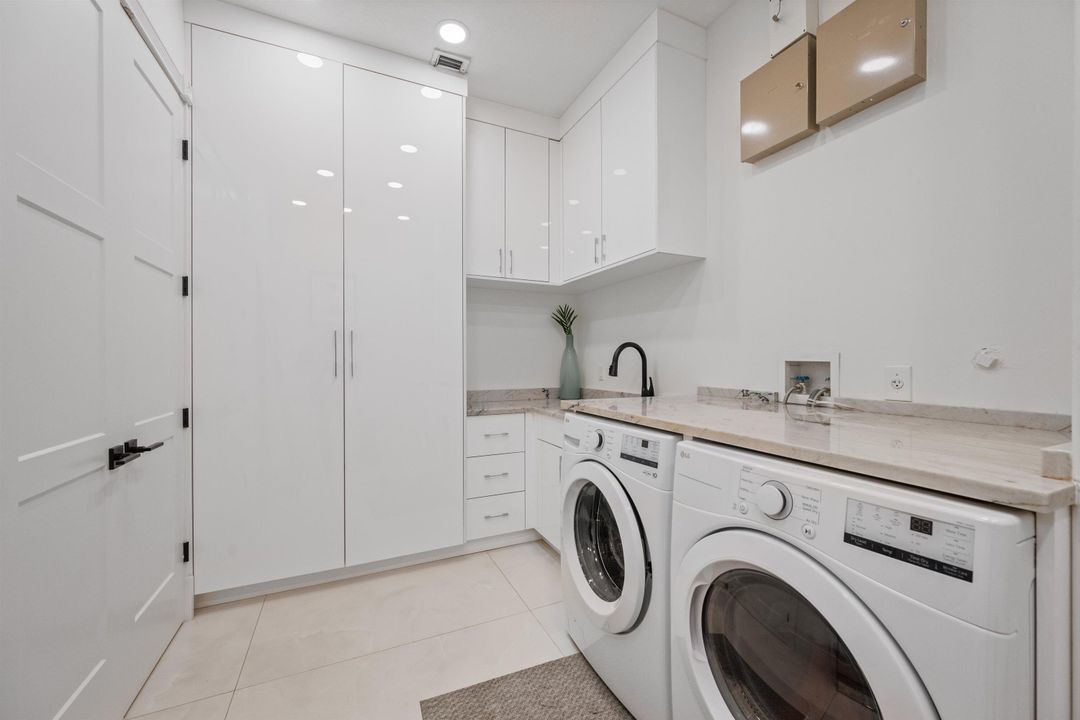 En Venta: $4,999,000 (6 camas, 6 baños, 5127 Pies cuadrados)