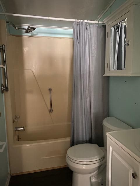 На продажу: $5,000 (2 спален, 1 ванн, 1200 Квадратных фут)