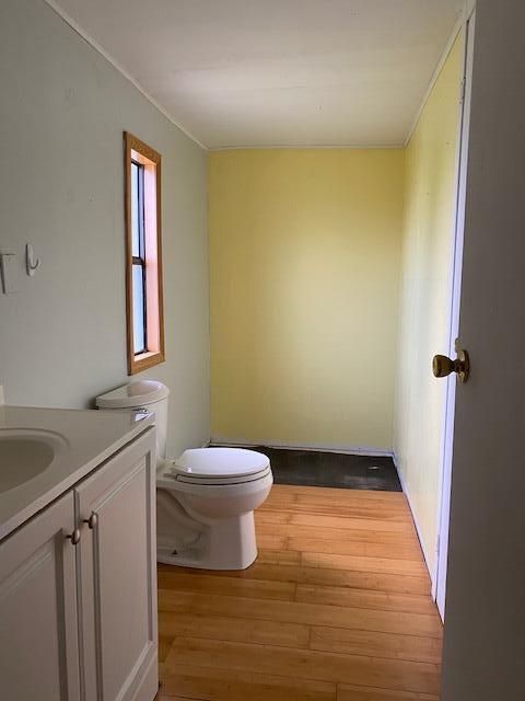 На продажу: $5,000 (2 спален, 1 ванн, 1200 Квадратных фут)