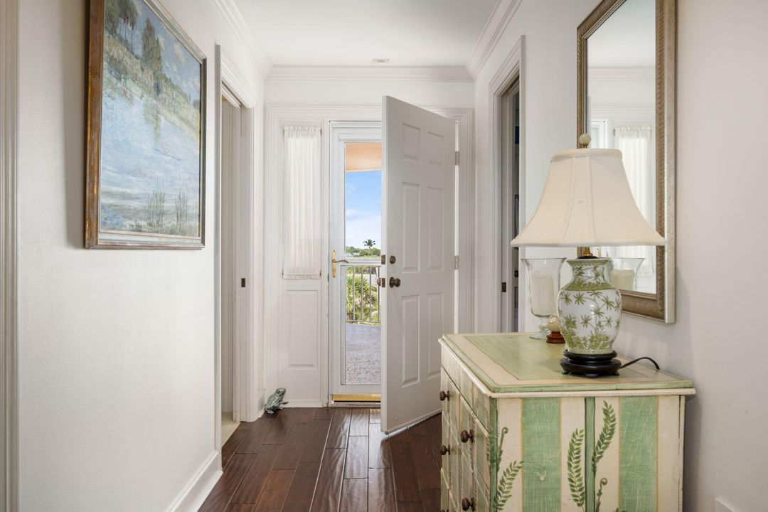 待售: $1,149,000 (3 贝兹, 3 浴室, 2100 平方英尺)