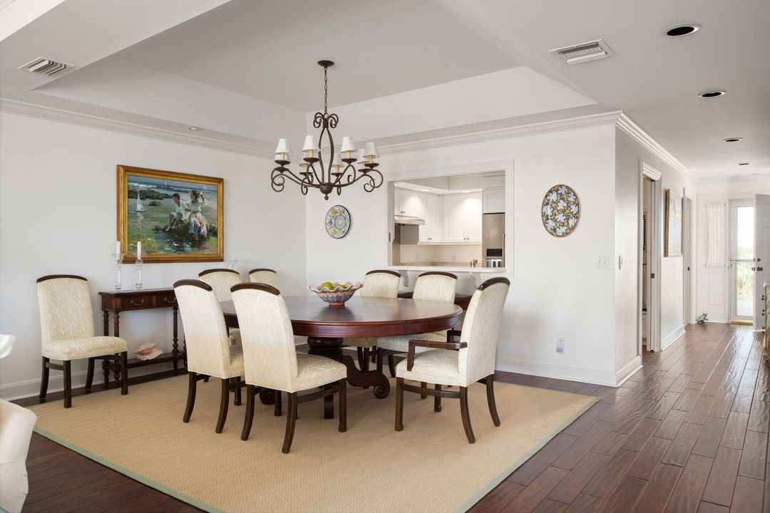 待售: $1,149,000 (3 贝兹, 3 浴室, 2100 平方英尺)