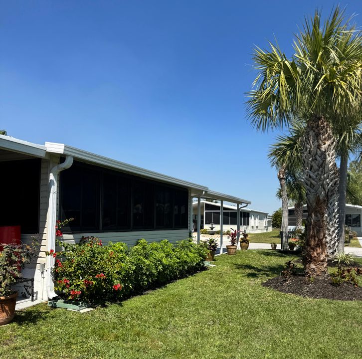 For Sale: $57,000 (2 beds, 2 baths, 1400 Square Feet)