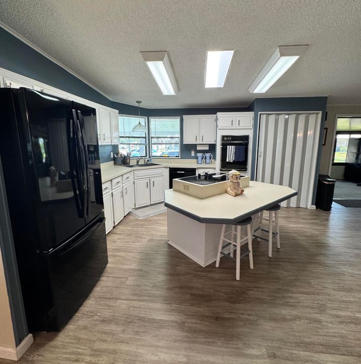 For Sale: $57,000 (2 beds, 2 baths, 1400 Square Feet)