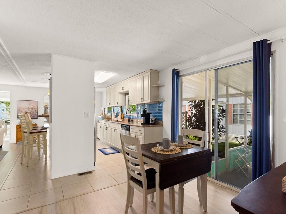 Activo con contrato: $92,500 (2 camas, 2 baños, 1440 Pies cuadrados)