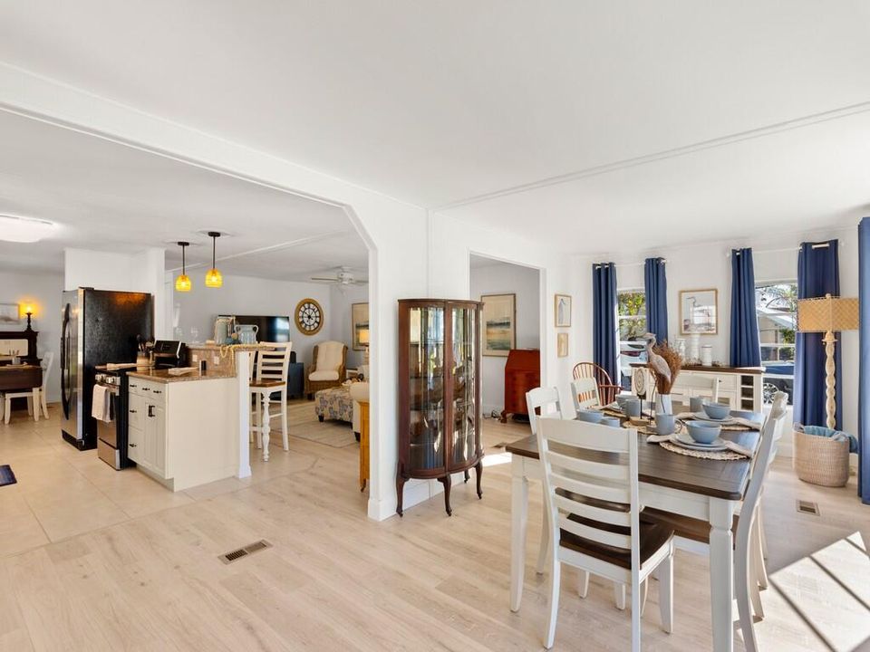 Activo con contrato: $92,500 (2 camas, 2 baños, 1440 Pies cuadrados)