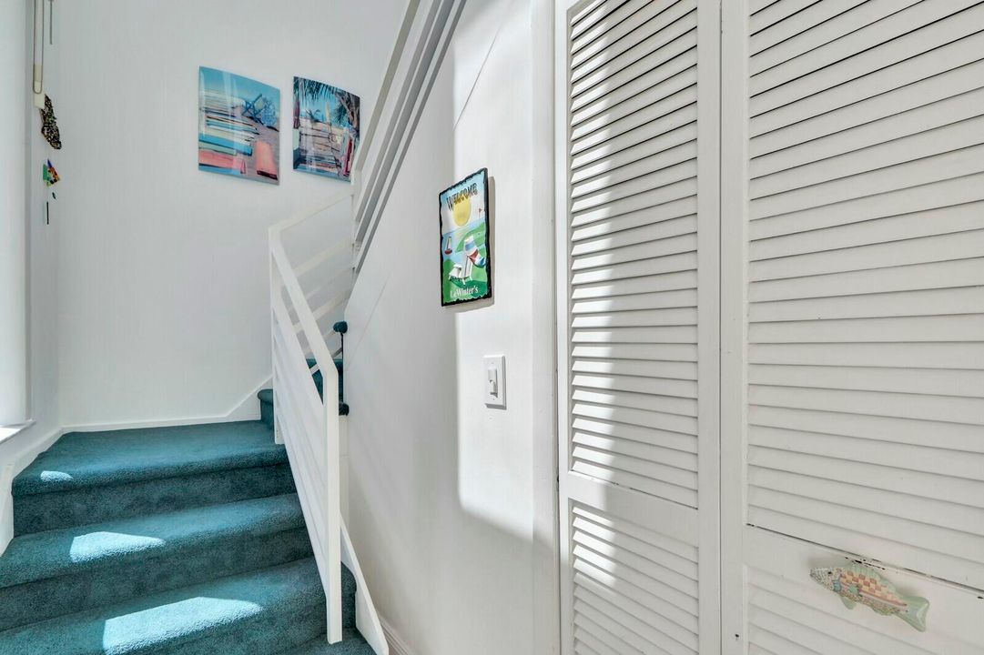 For Rent: $4,900 (2 beds, 2 baths, 1825 Square Feet)