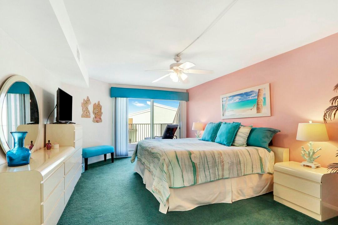 For Rent: $4,900 (2 beds, 2 baths, 1825 Square Feet)