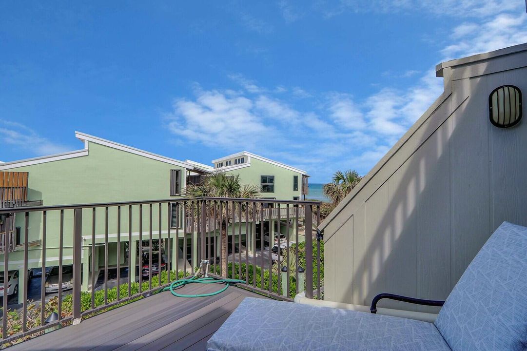 For Rent: $4,900 (2 beds, 2 baths, 1825 Square Feet)