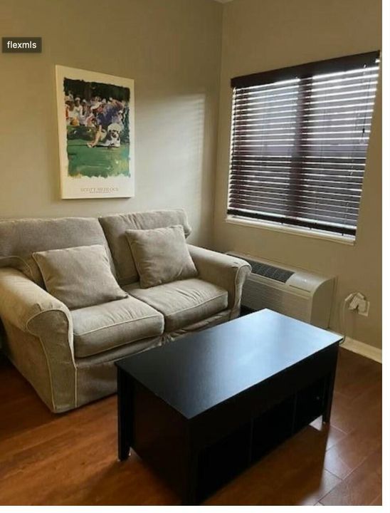 En Renta: $1,450 (1 camas, 1 baños, 400 Pies cuadrados)