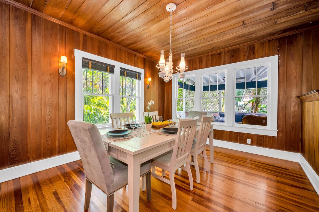 For Rent: $14,000 (4 beds, 3 baths, 2204 Square Feet)