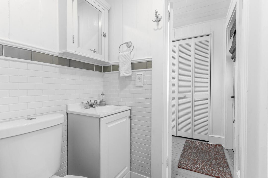 For Rent: $14,000 (4 beds, 3 baths, 2204 Square Feet)