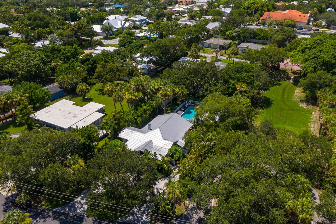 For Rent: $14,000 (4 beds, 3 baths, 2204 Square Feet)