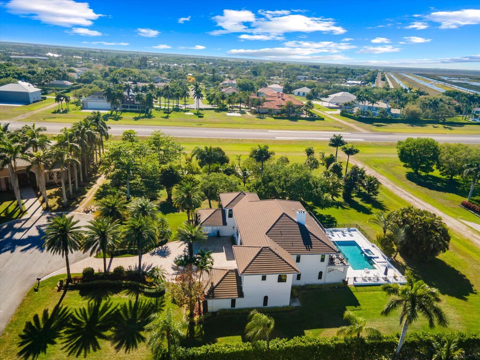 En Venta: $4,999,000 (6 camas, 6 baños, 5127 Pies cuadrados)