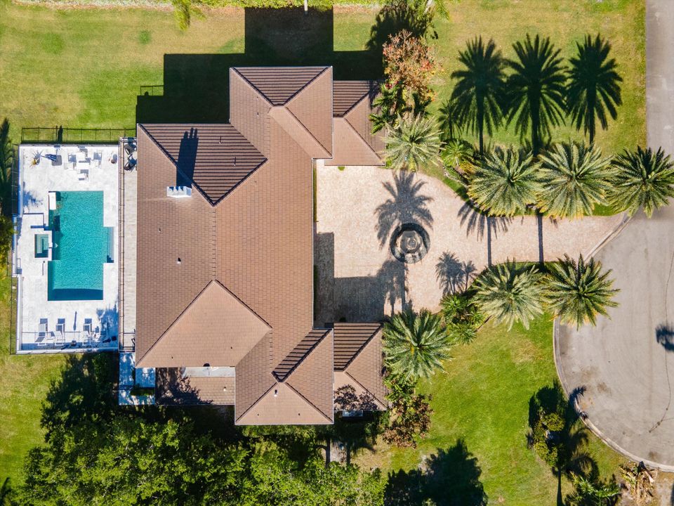 En Venta: $4,999,000 (6 camas, 6 baños, 5127 Pies cuadrados)