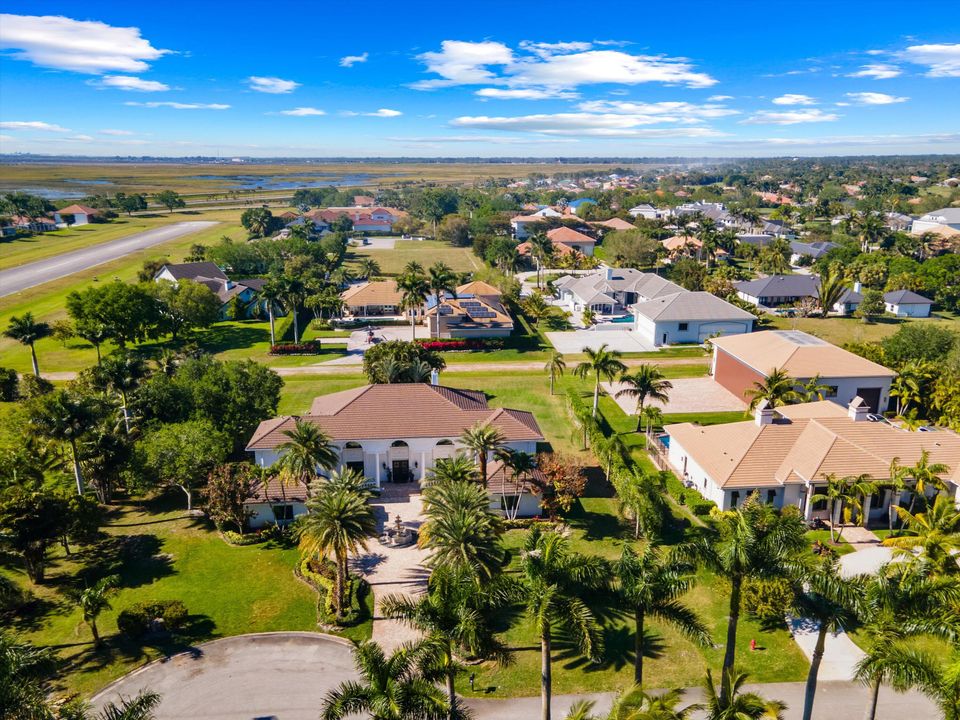 En Venta: $4,999,000 (6 camas, 6 baños, 5127 Pies cuadrados)