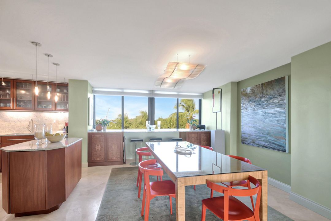 For Sale: $1,395,000 (2 beds, 2 baths, 1519 Square Feet)