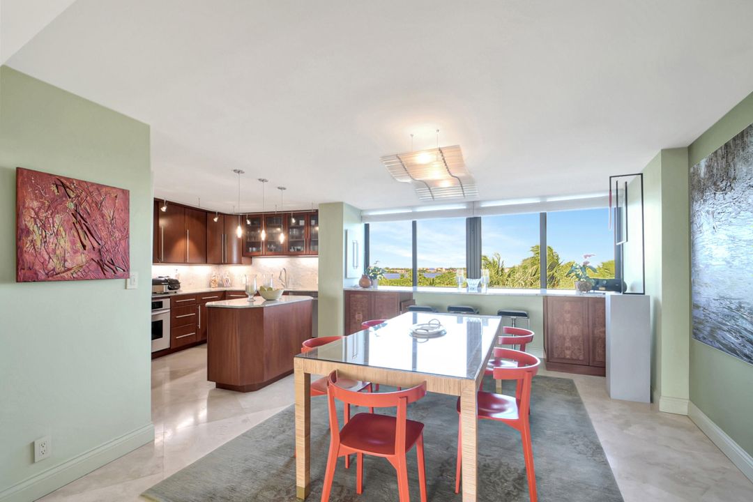 For Sale: $1,395,000 (2 beds, 2 baths, 1519 Square Feet)