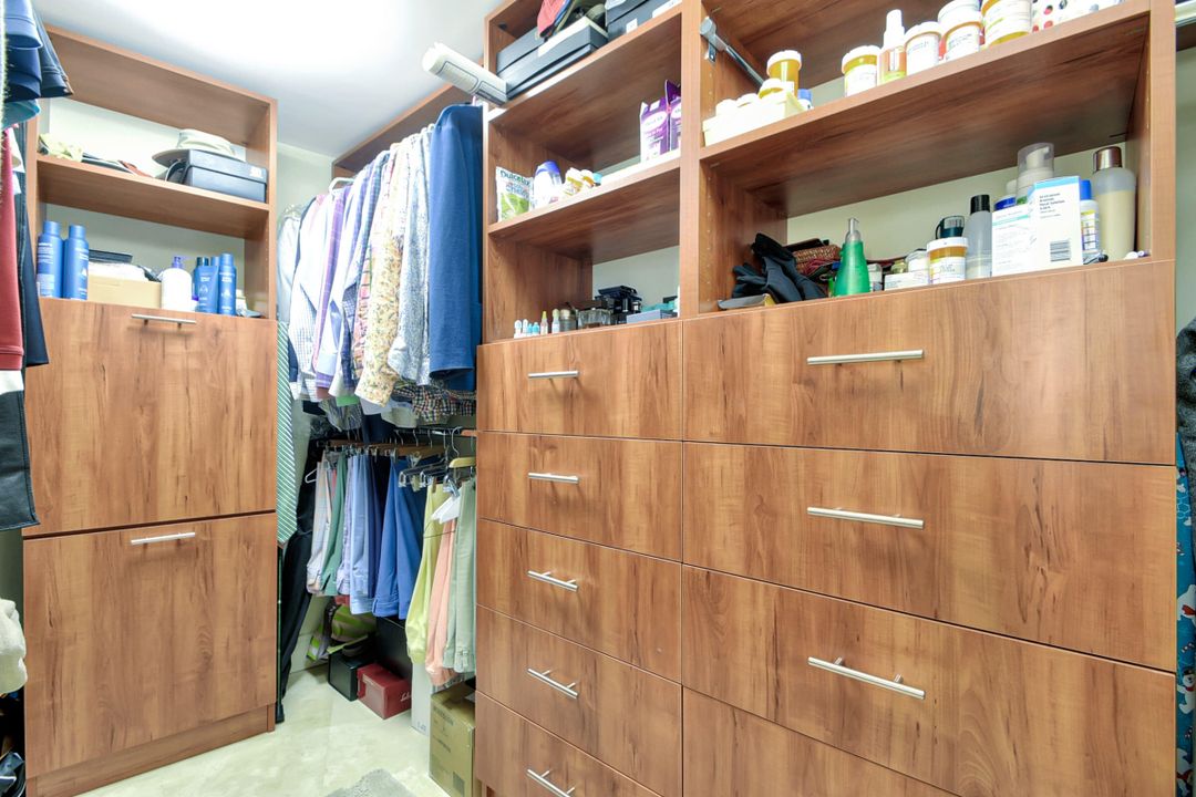 For Sale: $1,395,000 (2 beds, 2 baths, 1519 Square Feet)