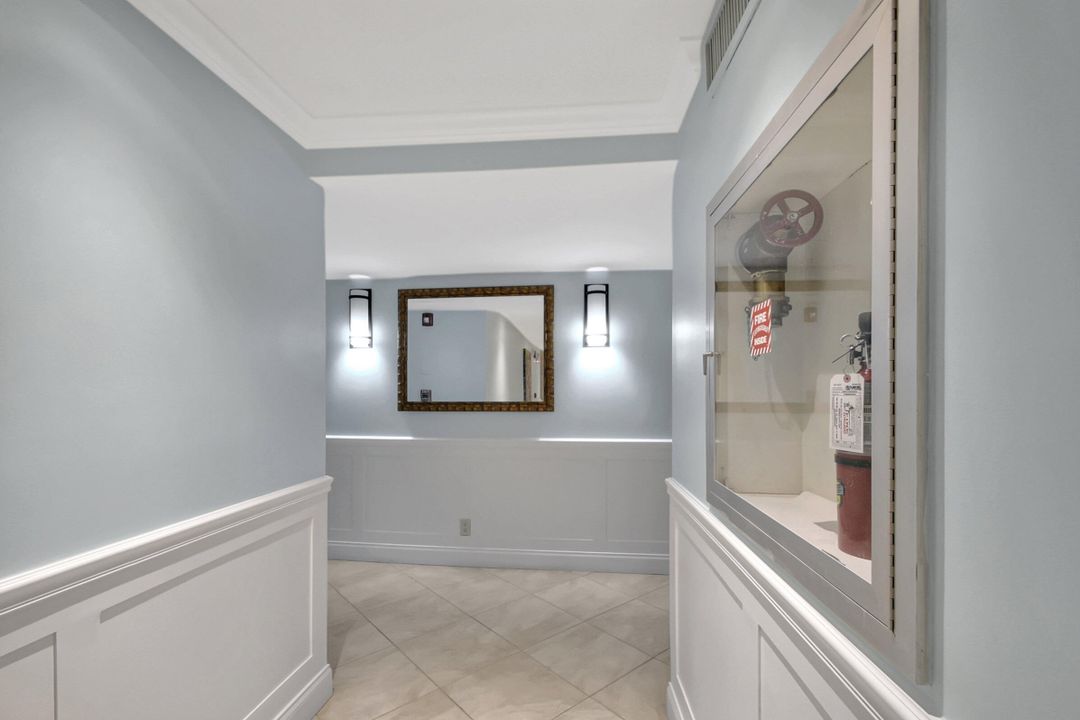 For Sale: $1,395,000 (2 beds, 2 baths, 1519 Square Feet)