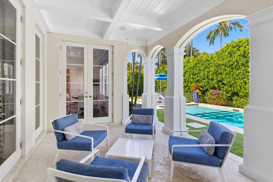 Active With Contract: $14,800,000 (4 beds, 5 baths, 4266 Square Feet)