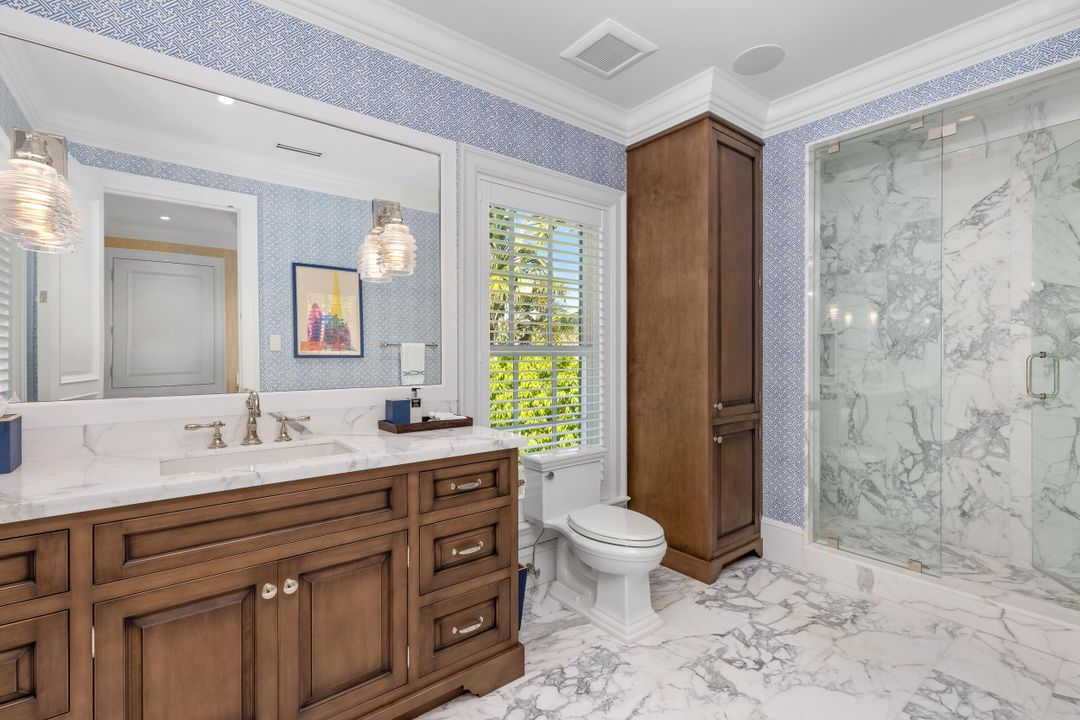 Active With Contract: $14,800,000 (4 beds, 5 baths, 4266 Square Feet)