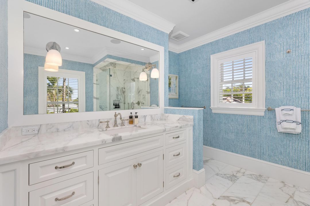 Active With Contract: $14,800,000 (4 beds, 5 baths, 4266 Square Feet)