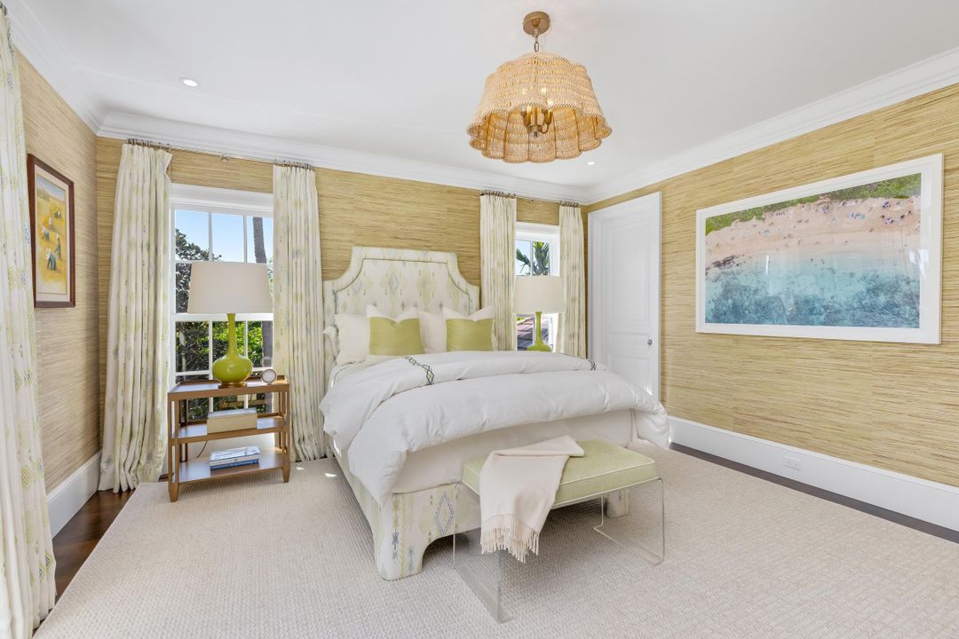 Active With Contract: $14,800,000 (4 beds, 5 baths, 4266 Square Feet)