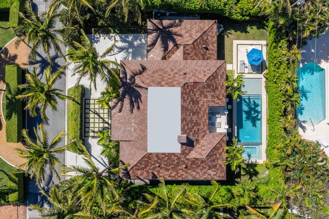 Active With Contract: $14,800,000 (4 beds, 5 baths, 4266 Square Feet)