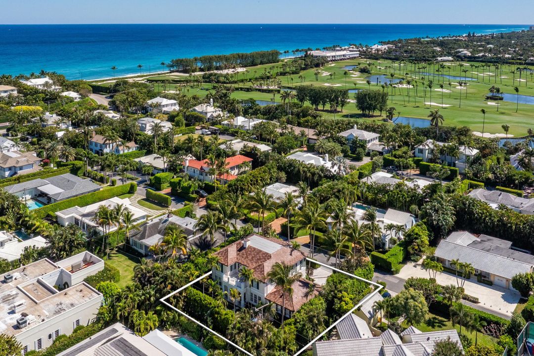 Active With Contract: $14,800,000 (4 beds, 5 baths, 4266 Square Feet)