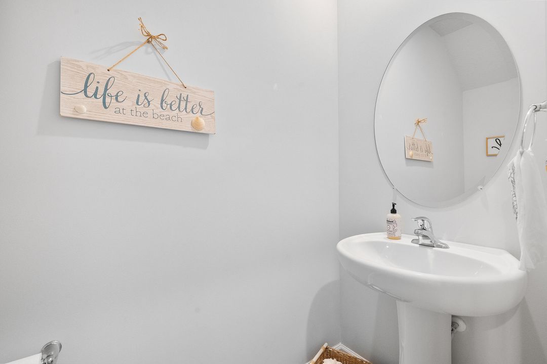 合同活跃: $360,000 (3 贝兹, 2 浴室, 1475 平方英尺)