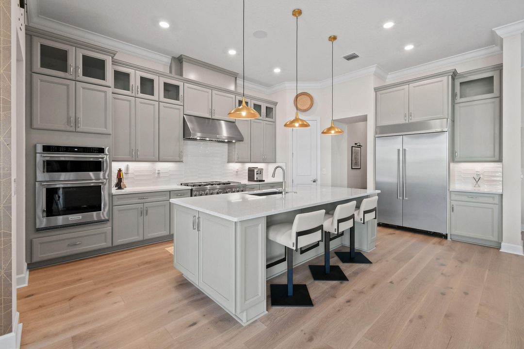 For Sale: $3,595,000 (4 beds, 3 baths, 3461 Square Feet)