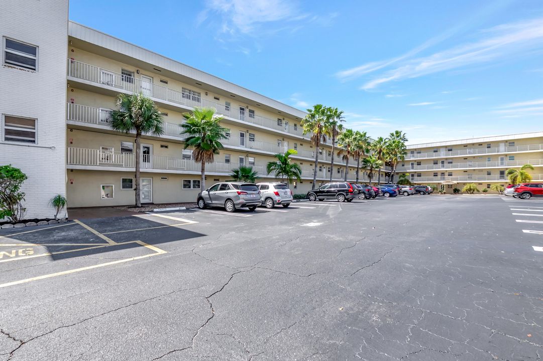 Active With Contract: $80,000 (1 beds, 1 baths, 754 Square Feet)
