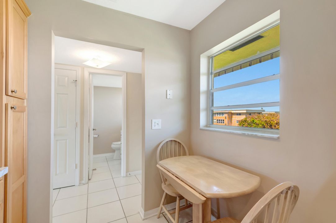 Active With Contract: $80,000 (1 beds, 1 baths, 754 Square Feet)