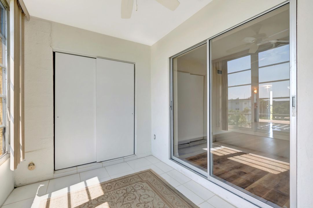 Active With Contract: $80,000 (1 beds, 1 baths, 754 Square Feet)