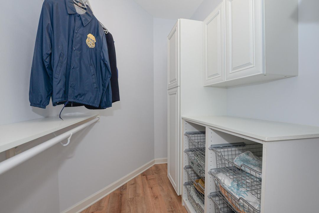 Под контрактом: $399,000 (2 спален, 2 ванн, 1751 Квадратных фут)