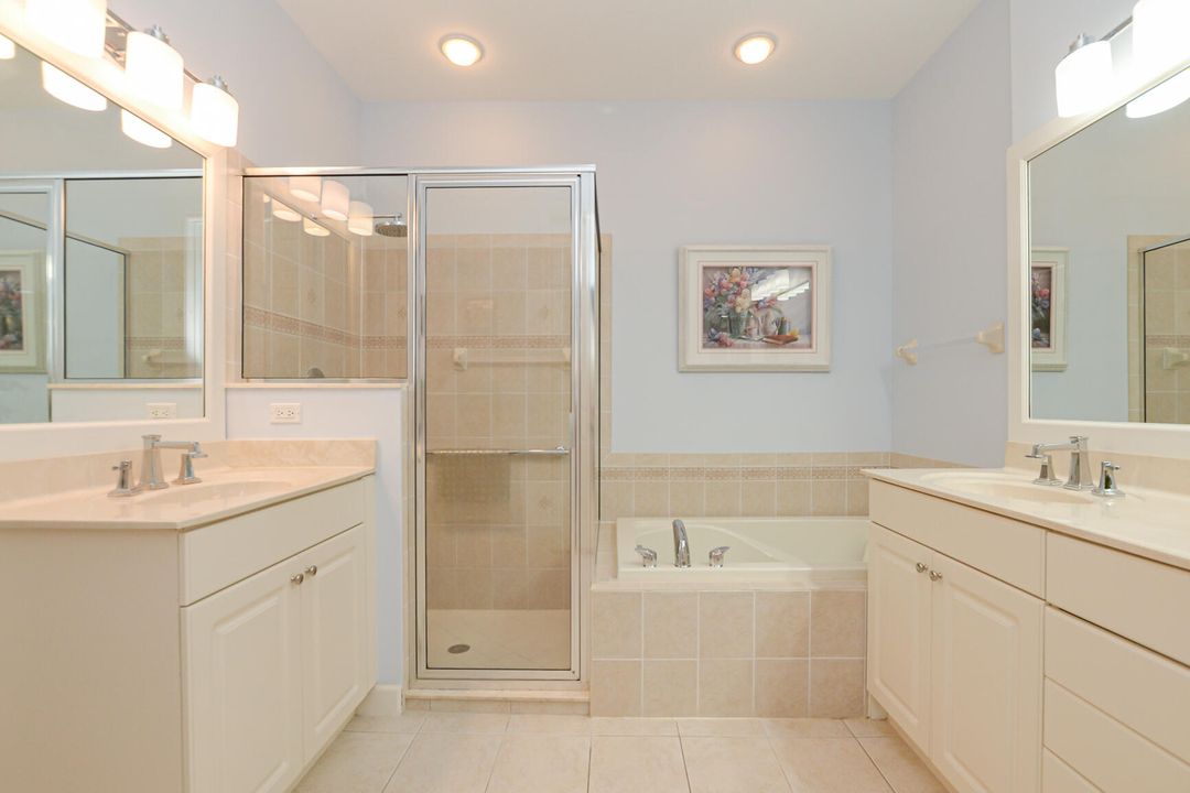 Под контрактом: $399,000 (2 спален, 2 ванн, 1751 Квадратных фут)