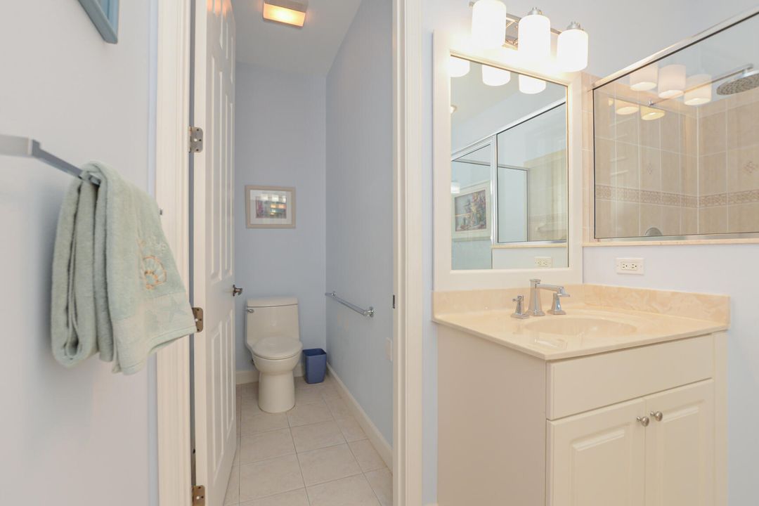 Под контрактом: $399,000 (2 спален, 2 ванн, 1751 Квадратных фут)