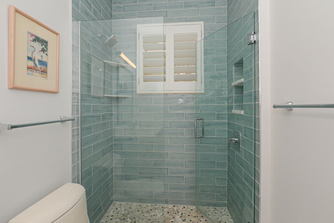 Под контрактом: $399,000 (2 спален, 2 ванн, 1751 Квадратных фут)