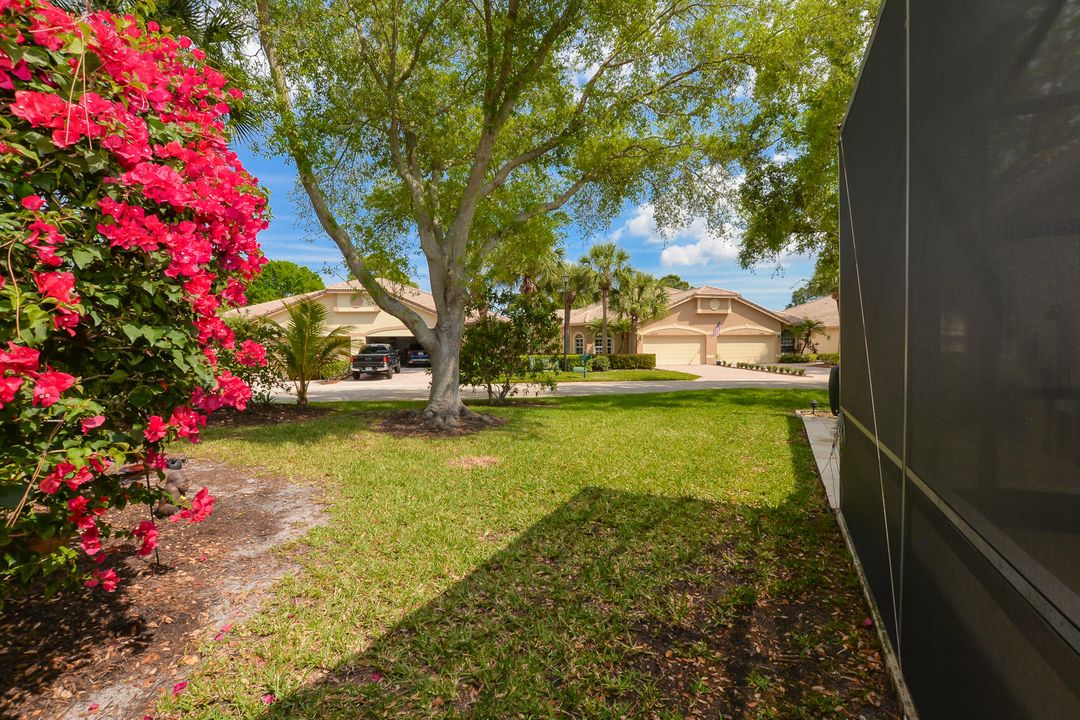 Под контрактом: $399,000 (2 спален, 2 ванн, 1751 Квадратных фут)