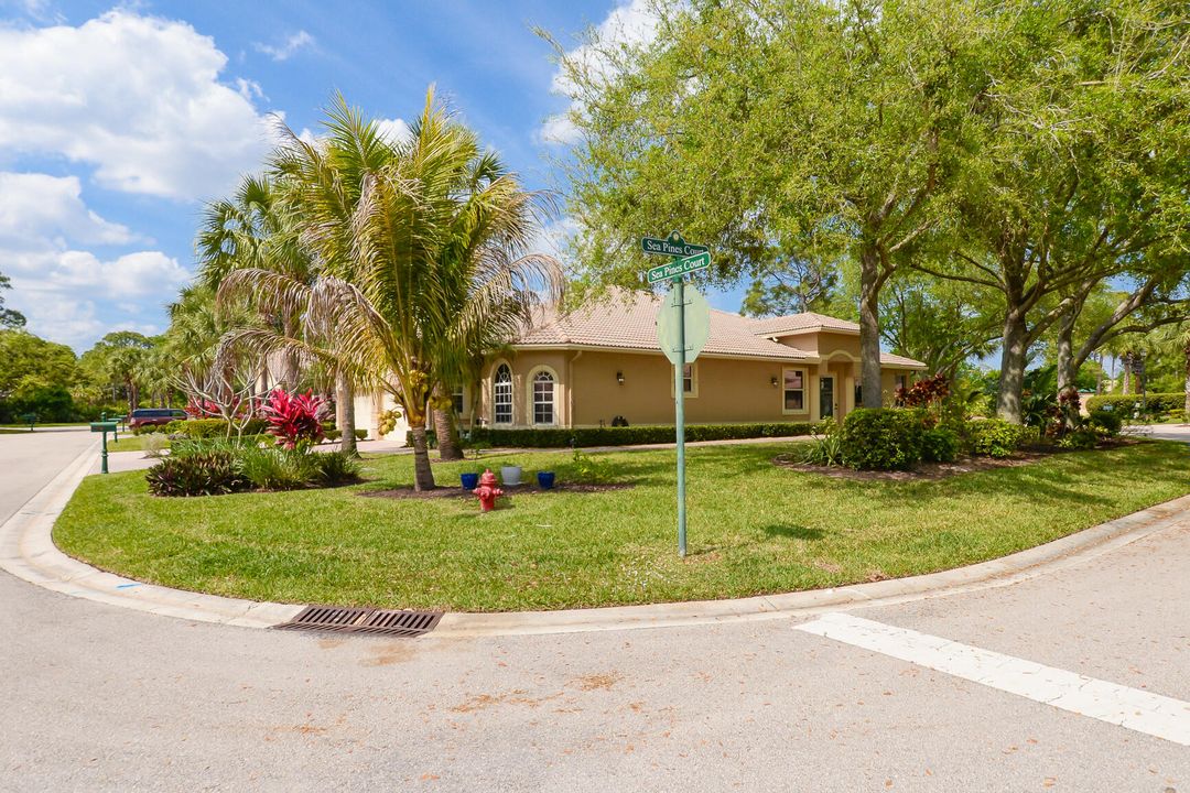 Под контрактом: $399,000 (2 спален, 2 ванн, 1751 Квадратных фут)