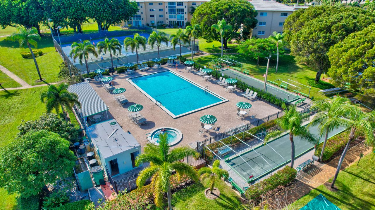 Active With Contract: $80,000 (1 beds, 1 baths, 754 Square Feet)