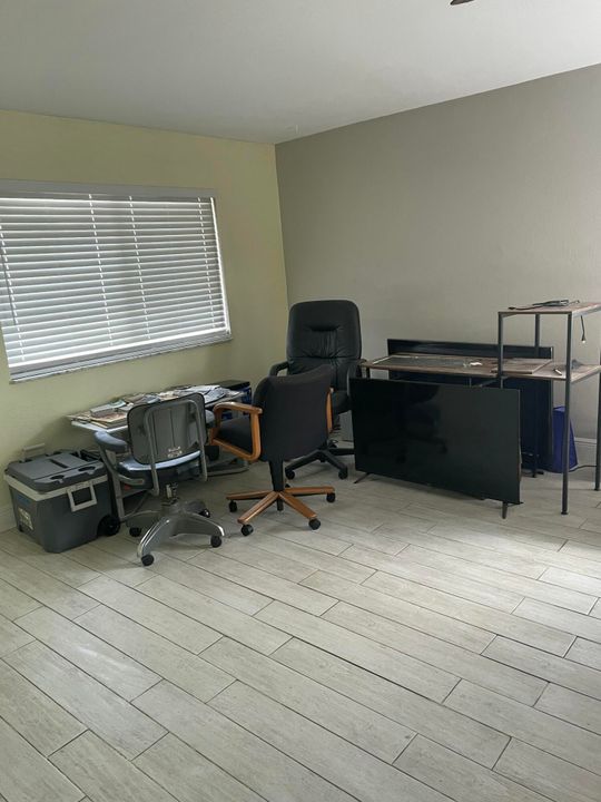 Activo con contrato: $175,000 (2 camas, 1 baños, 840 Pies cuadrados)